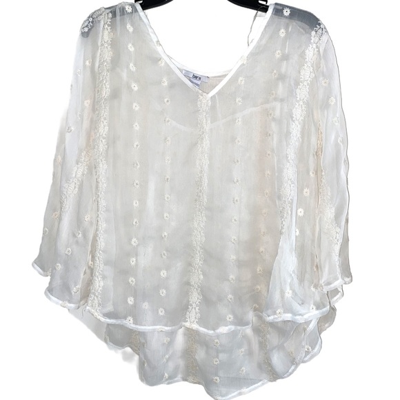 BAR III Sheer White Lace Eyelet Boho Blouse Top Size Small - Picture 8 of 8